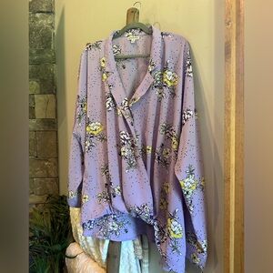 Purple v-neck, drape collared floral blouse
